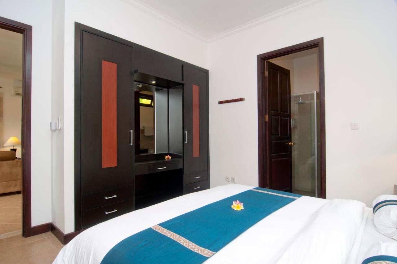Villa Selaras سانور المظهر الخارجي الصورة